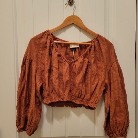 Universal Thread Crop - Picture 2 of 6